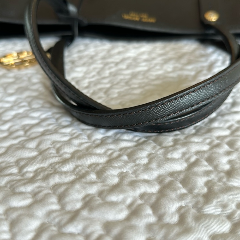 Black Henri Bendel large tote - Picture 5 of 16